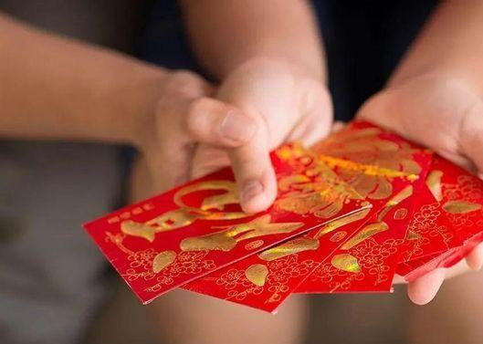 关切员工父母，为员工父母设置关切金造度